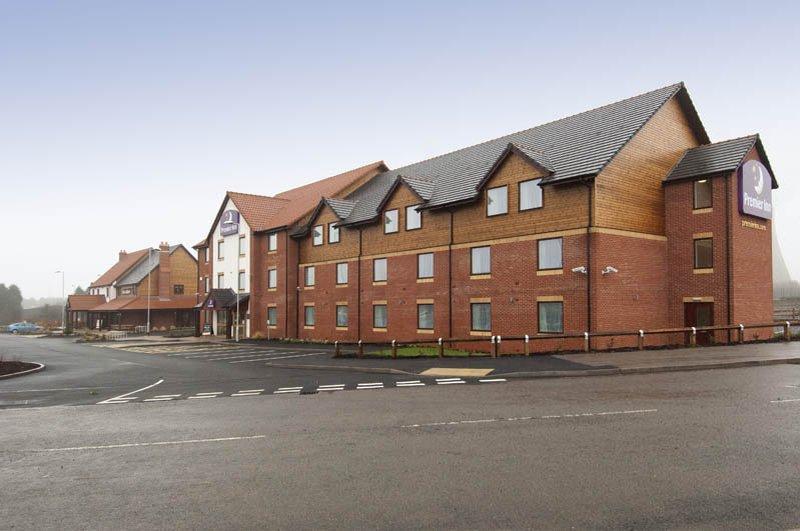 Premier Inn Rugeley Eksteriør billede
